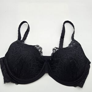 Wacoal | Black Lace Padded Bra Size 38D